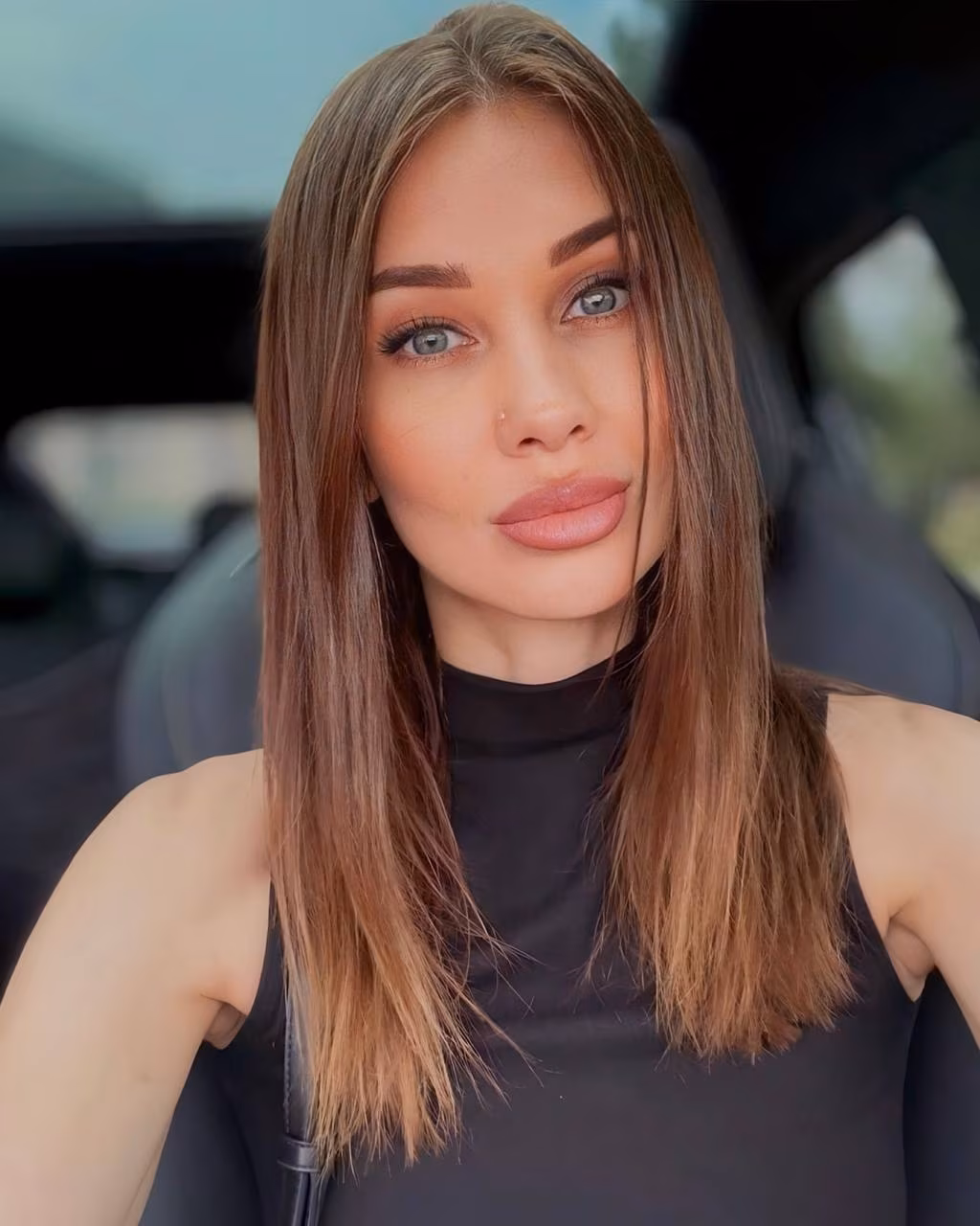 Olga 35 Dnipro Ukraine Good-looking woman wanting to start a family