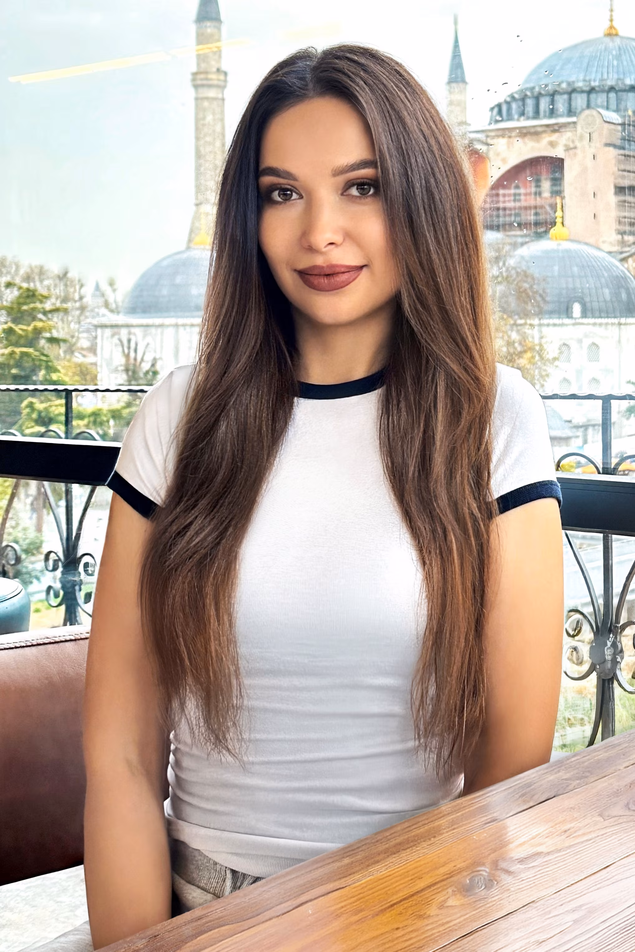 Mary 25 Kyiv  Ukraine Graceful woman ready to walk life s path together