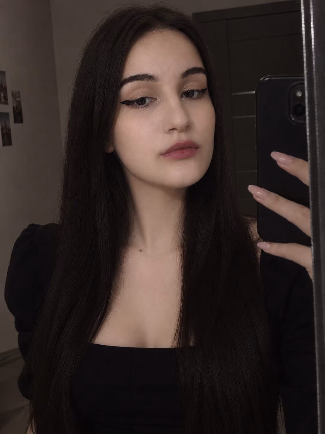 Sasha 22 Kyiv Ukraine I am a good-looking girl wanting to find true love