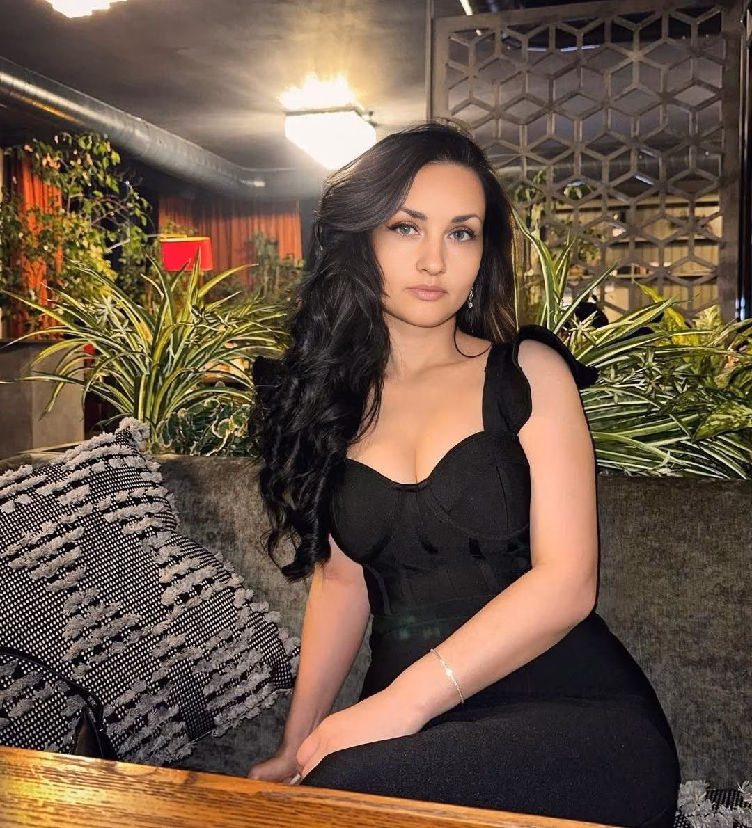 Olena 40 Chernihiv Ukraine Lovely lady looking for a kind and honest man