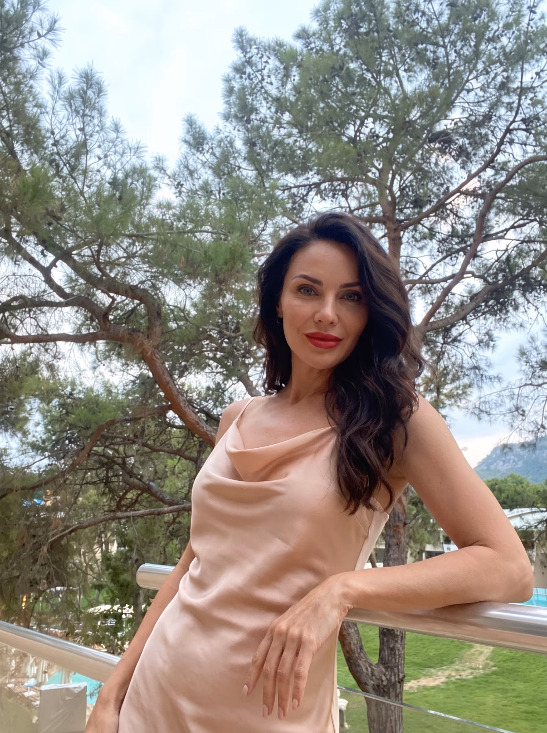 Inna 38 Kharkiv Ukraine Nice-looking girl looking for true connection