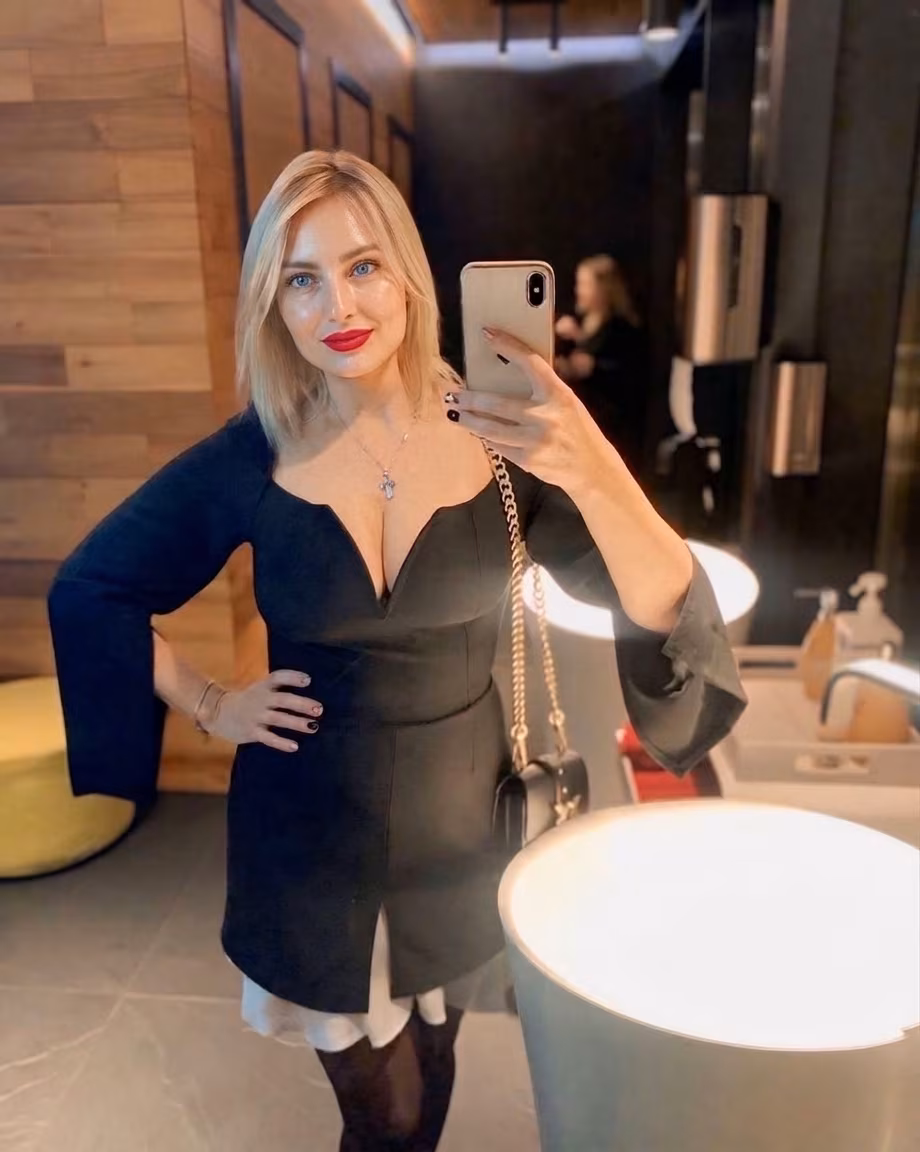 Lina 40 Kyiv   Ukraine Pretty girl ready to open her heart
