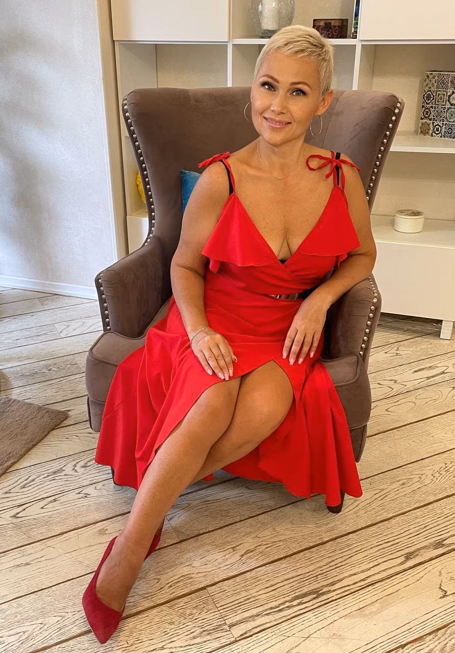 Alla 54 Odessa Ukraine Pretty lady ready to become someone s wife