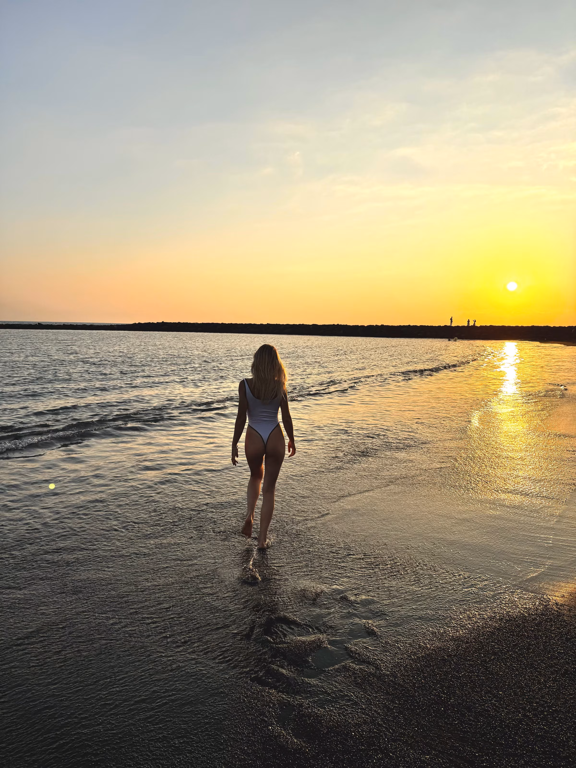 Natalya 22 Kiev Ukraine Pretty lady seeking a man who is faithful