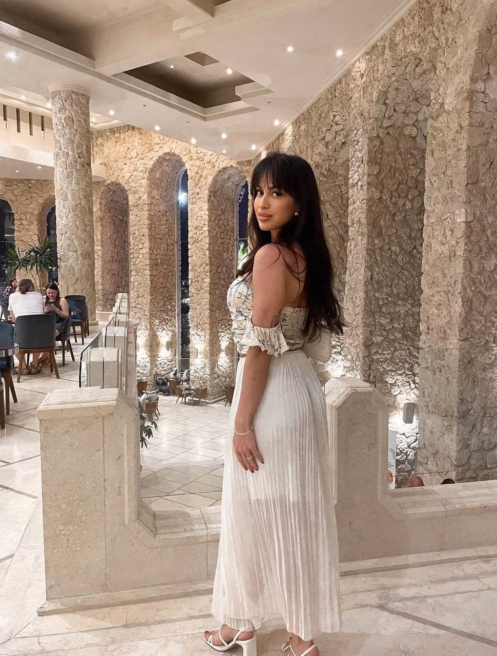 Andela 29 Vienna Austria Pretty woman looking for a man who understands her