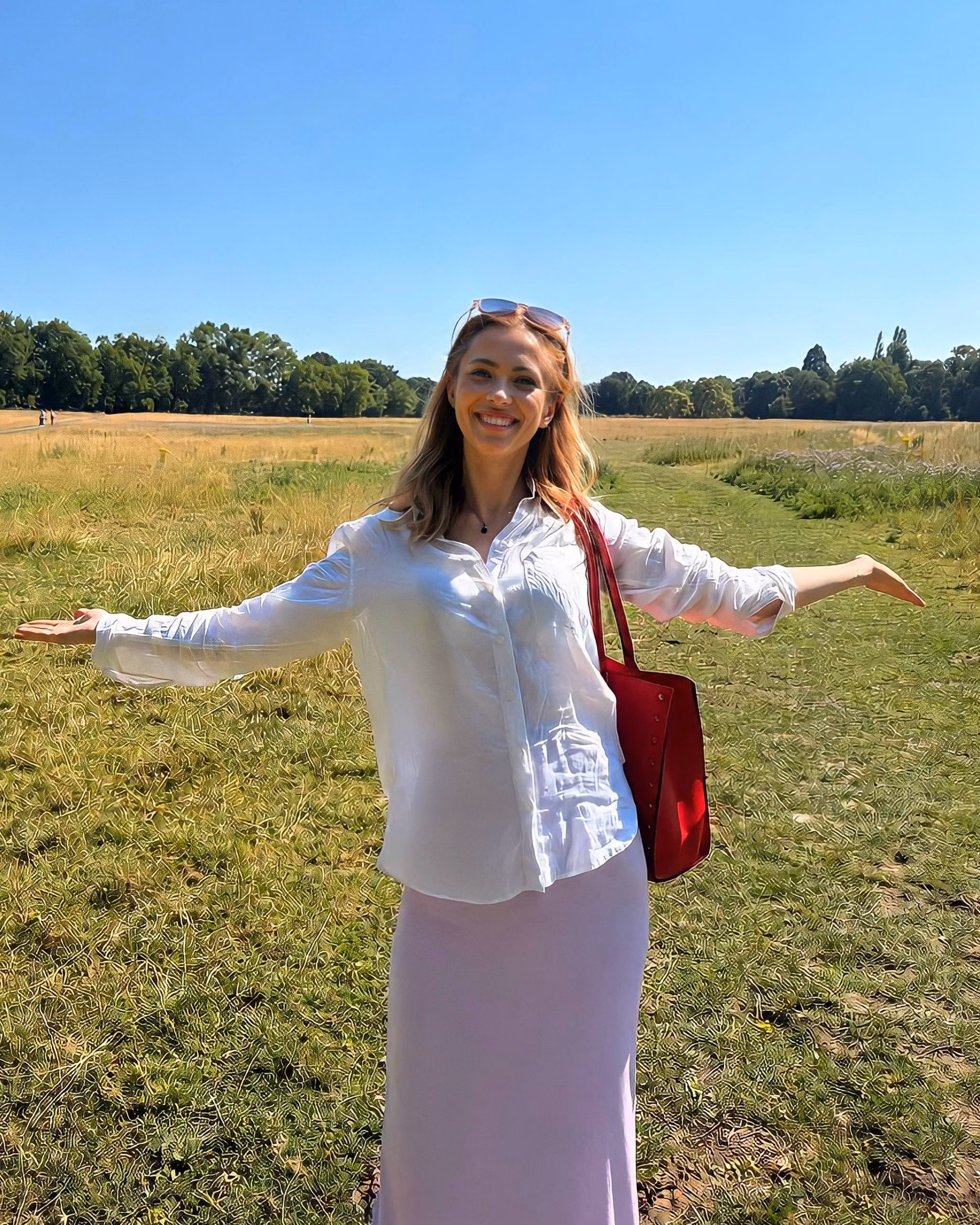 Tetiana 35 London United Kingdom Attractive lady wanting to share her life journey