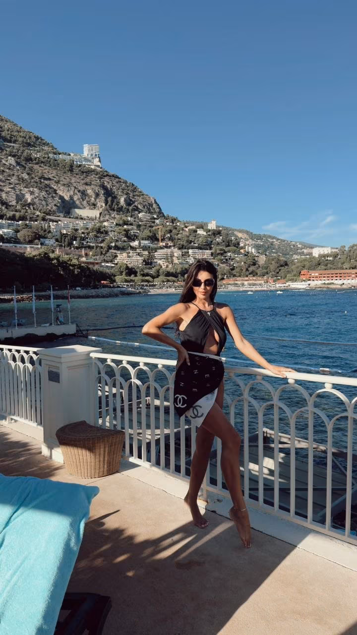 Violeta 28 Berlin Germany Attractive woman seeking a loyal companion