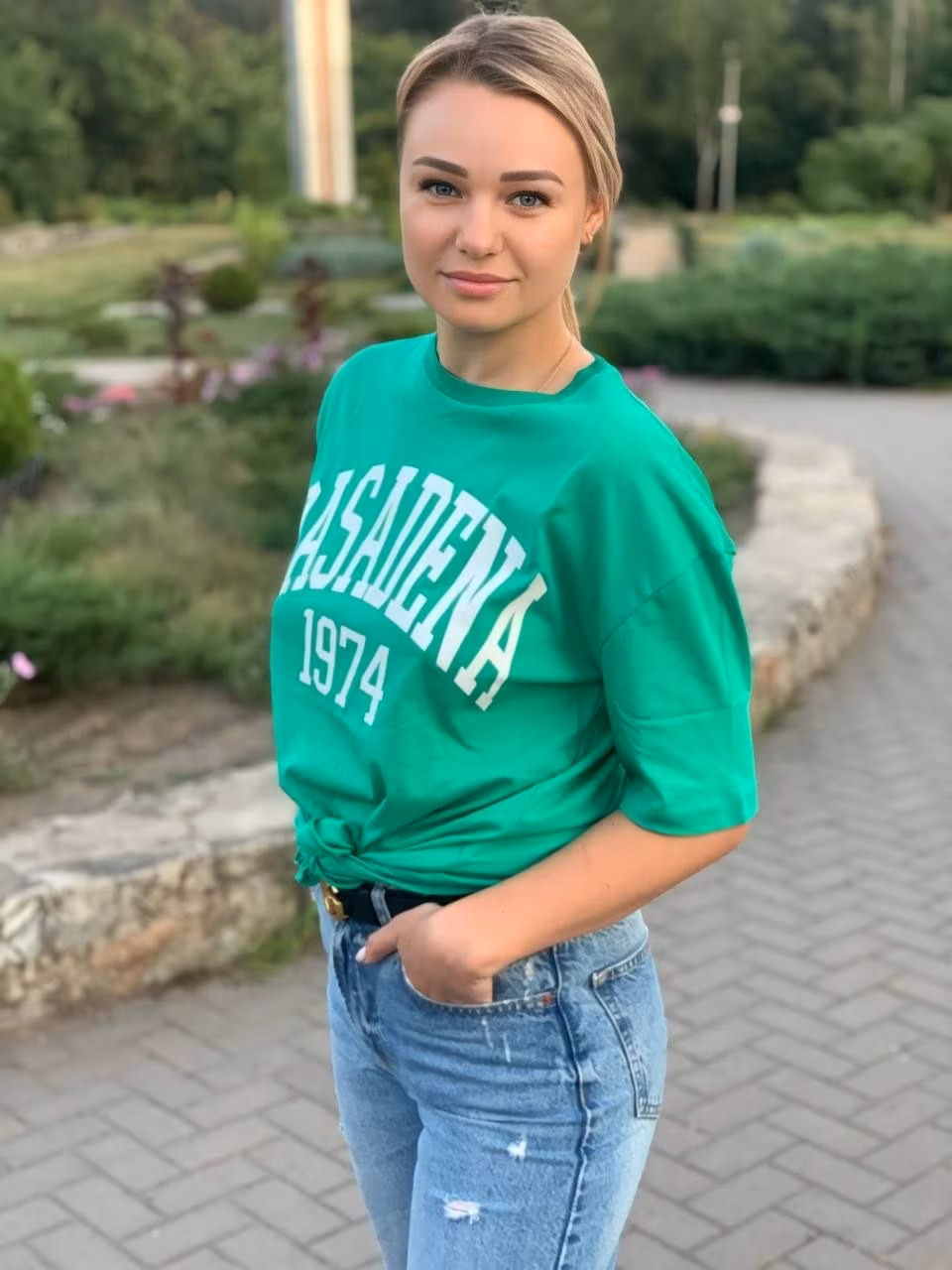 Daria 34 Zaporizhzhia Ukraine Beautiful girl ready to be a caring partner