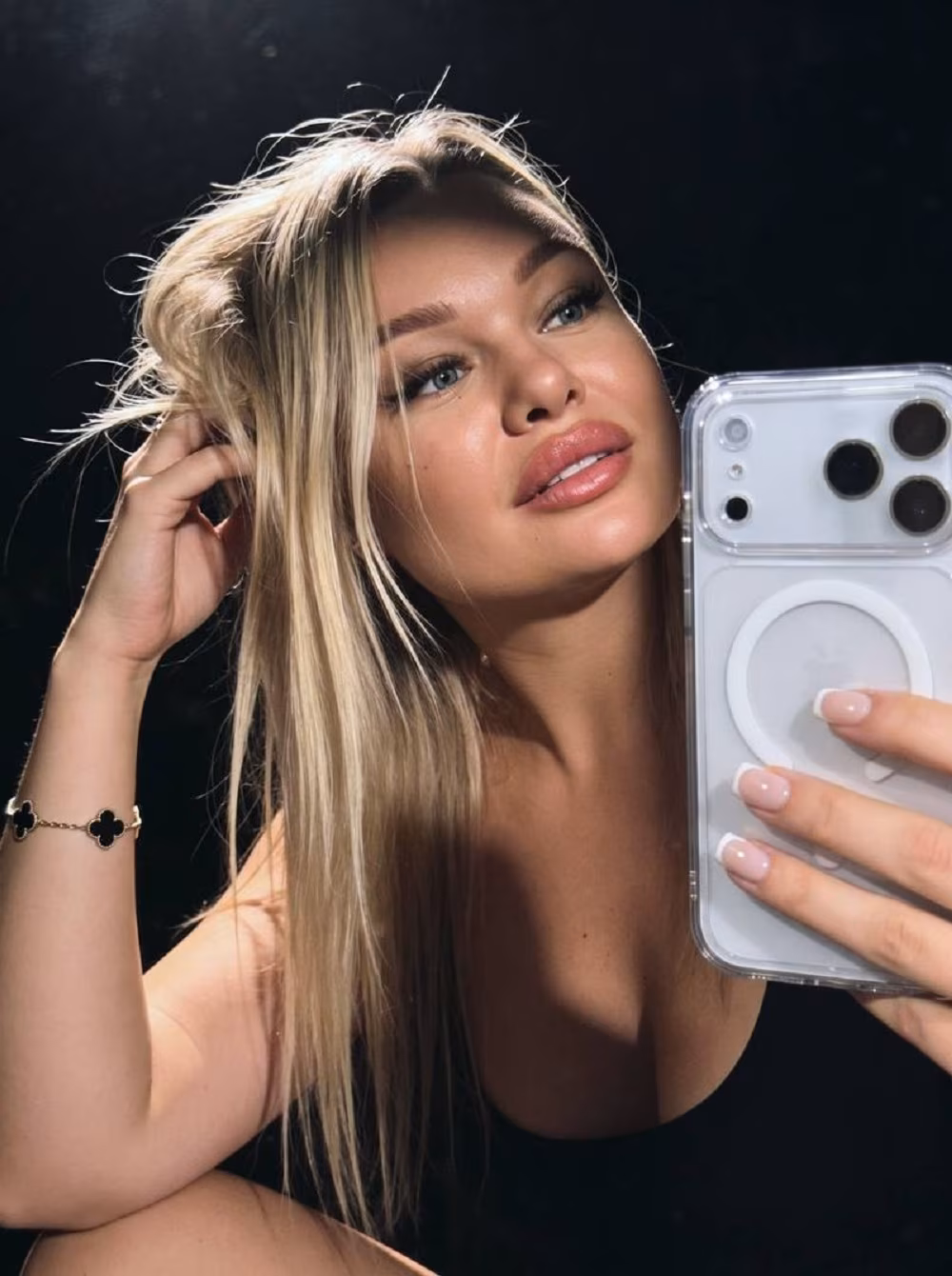 Daria 34 Zaporizhzhia Ukraine Beautiful girl ready to be a caring partner