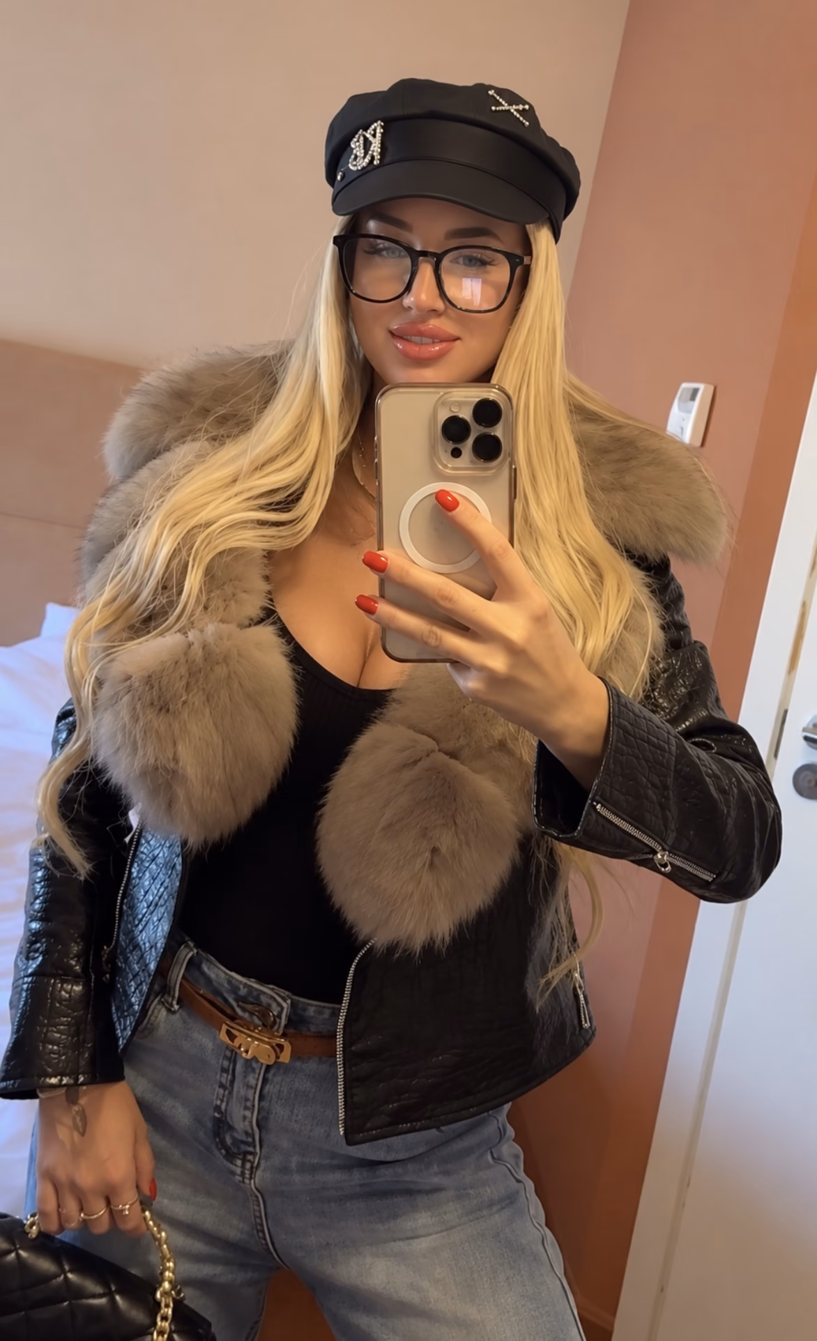 Alina 34 Kremenchuk Ukraine Beautiful girl wanting to start a new chapter