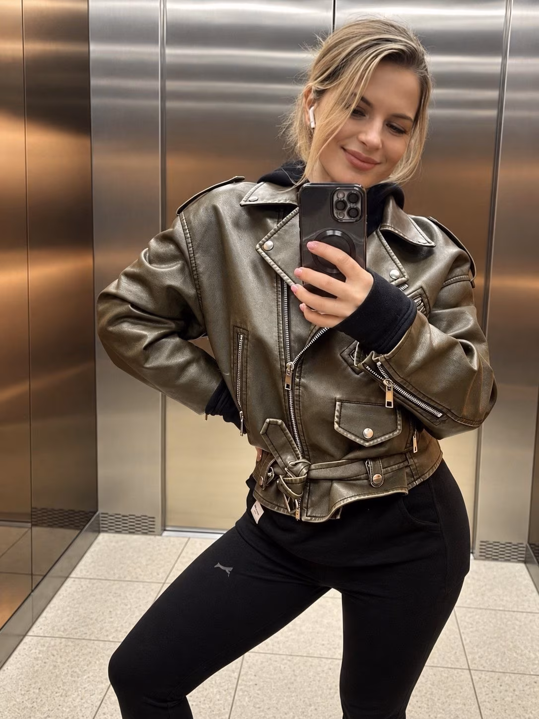 Yulia 46 Weil am Rhein  Germany Beautiful lady ready to share her love freely