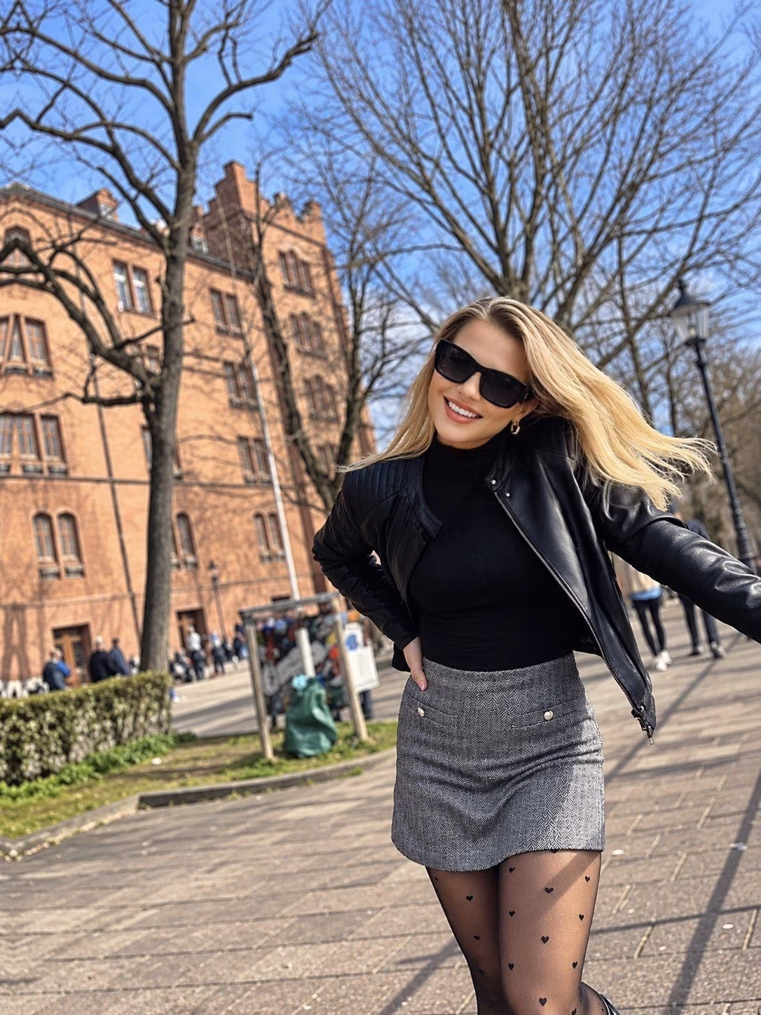 Yulia 46 Weil am Rhein  Germany Beautiful lady ready to share her love freely