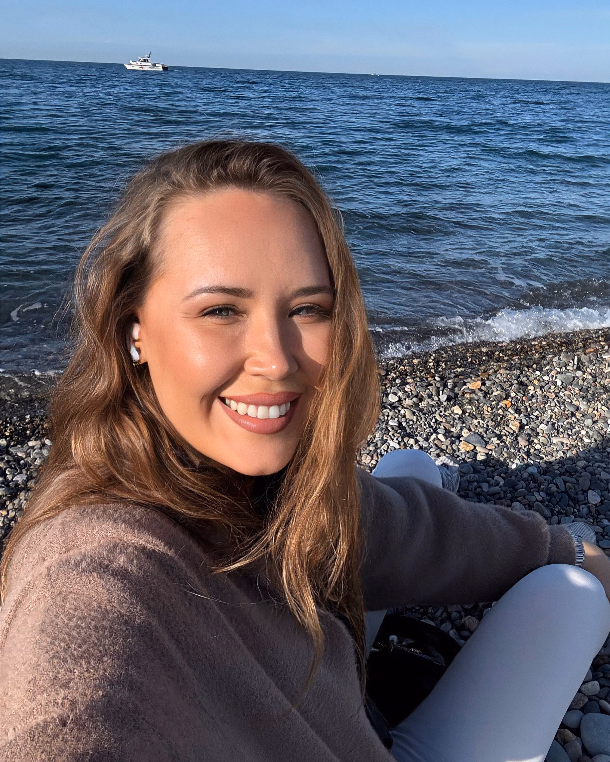 Valeriia 37 Warsaw Poland Beautiful lady ready to share her love freely