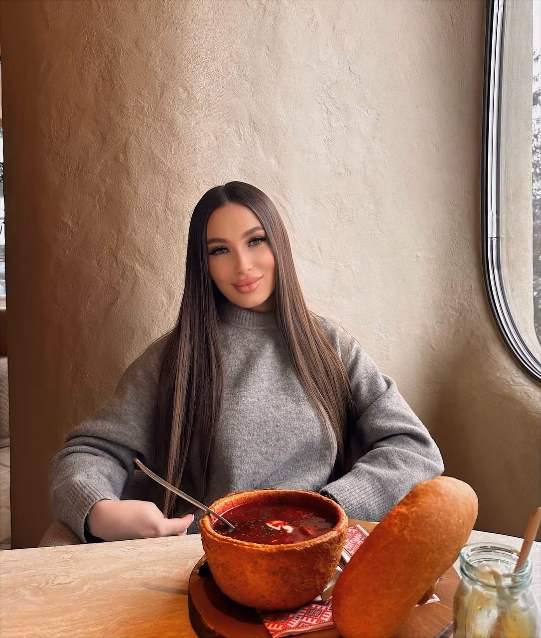 Diana 21 Kyiv Ukraine Beautiful lady ready to share her love freely