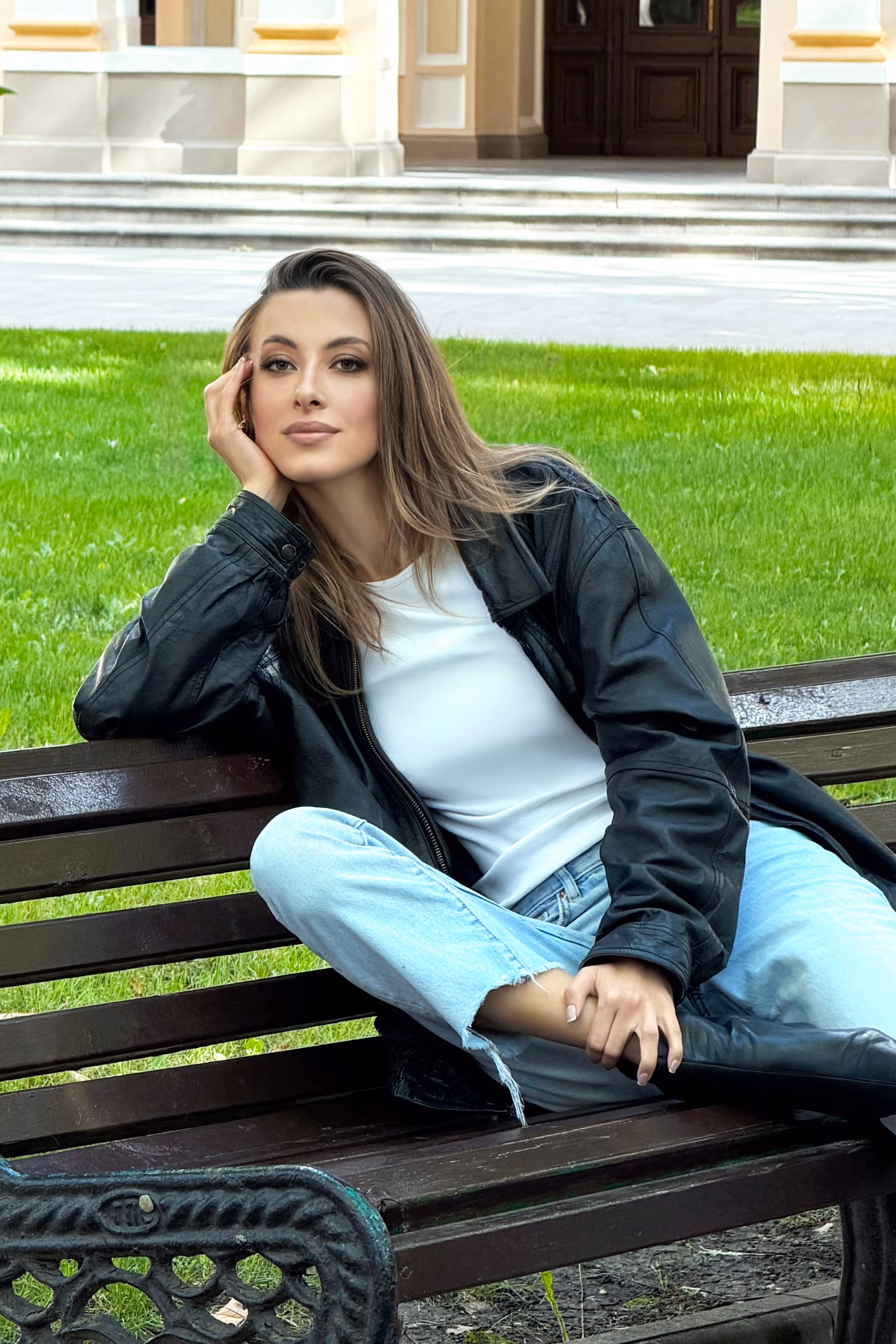Anna 33 Kyiv Ukraine Beautiful woman looking for a caring husband