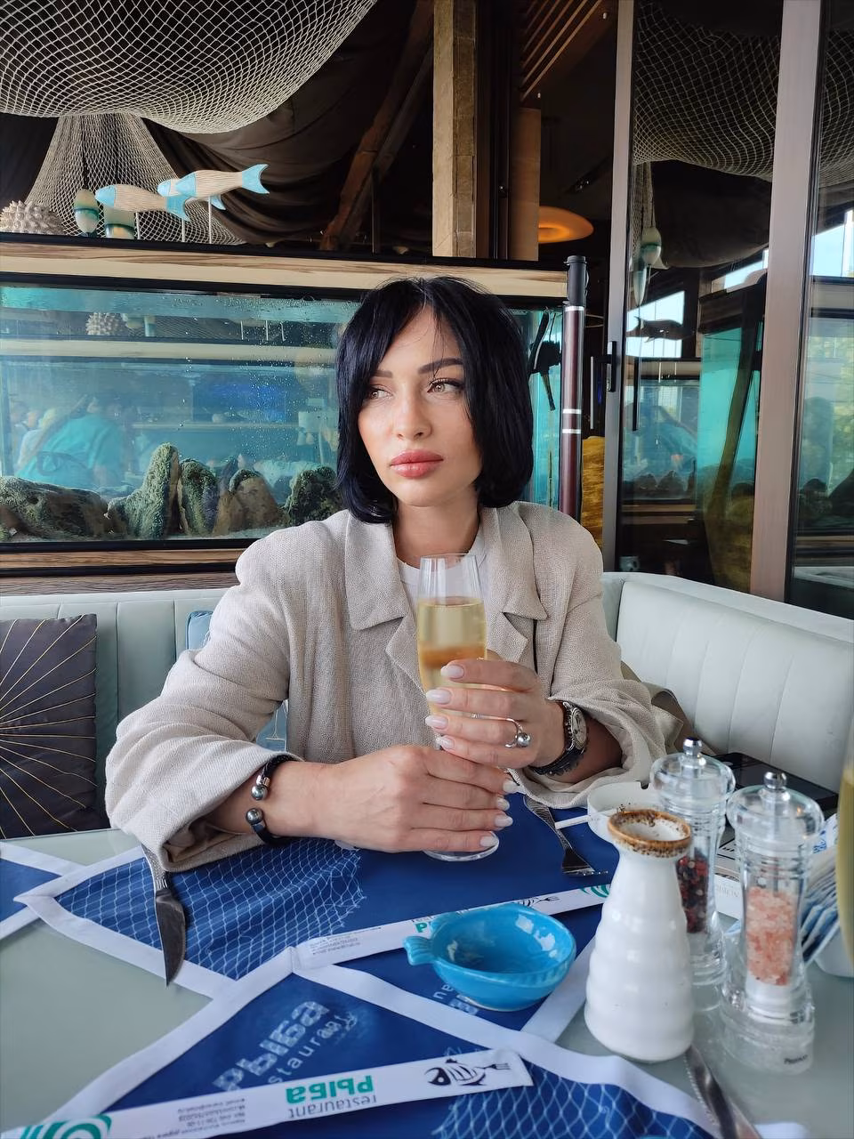 Alisa 48 Milan Italy Beautiful woman looking for a reliable man