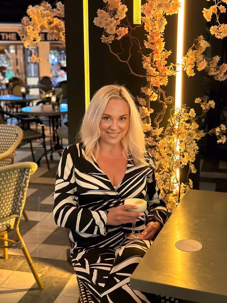 Victoria 51 Berlin Germany Beautiful woman wanting to share her dreams