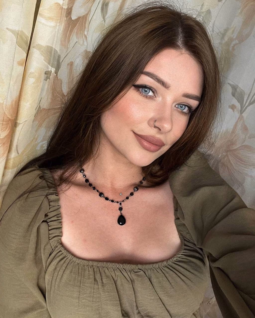 Lilianna-Mariia 25 Lviv Ukraine Charming woman seeking a man who communicates