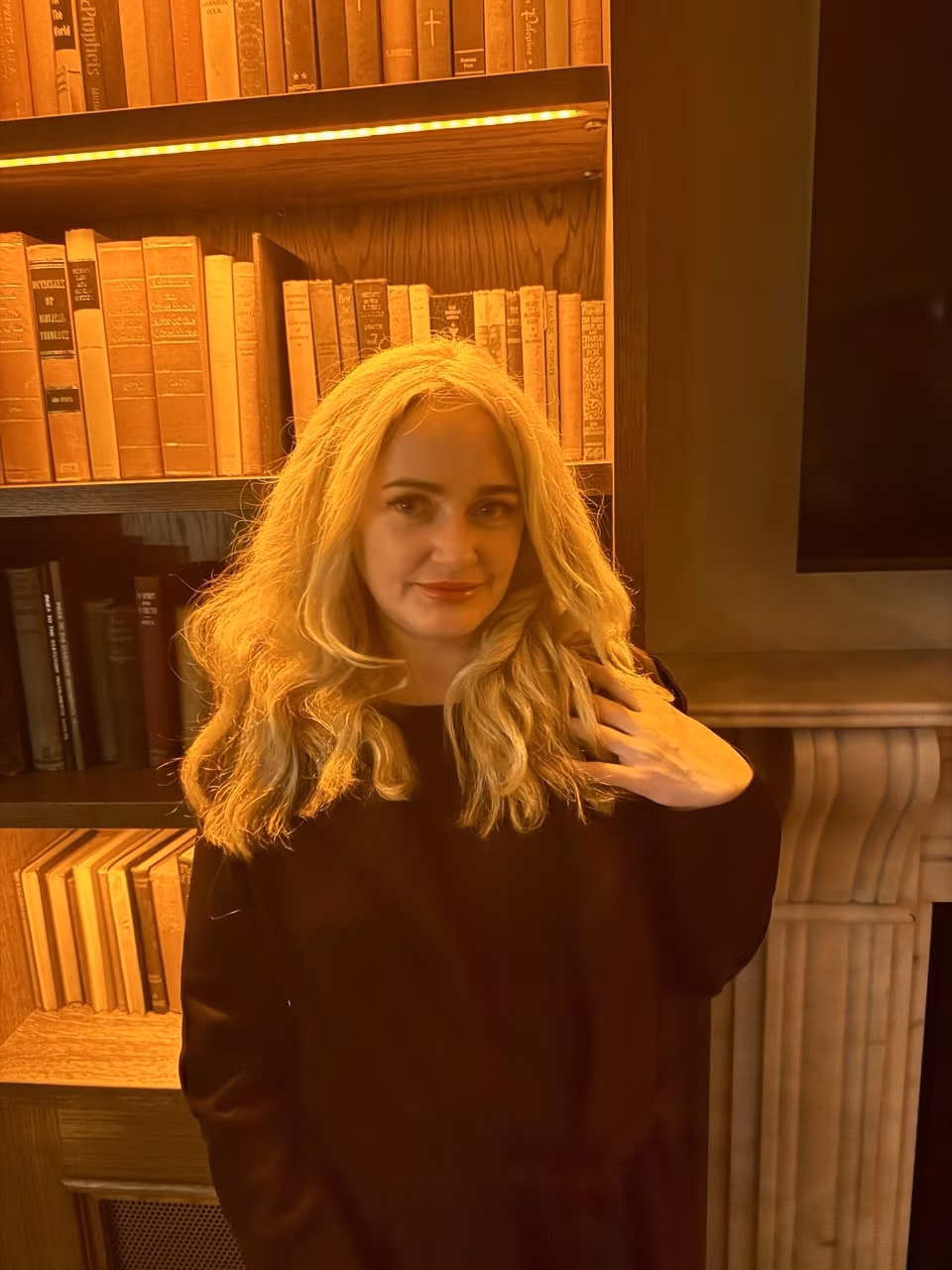 Iryna 40 Tullamore Ireland Charming woman seeking a man who communicates