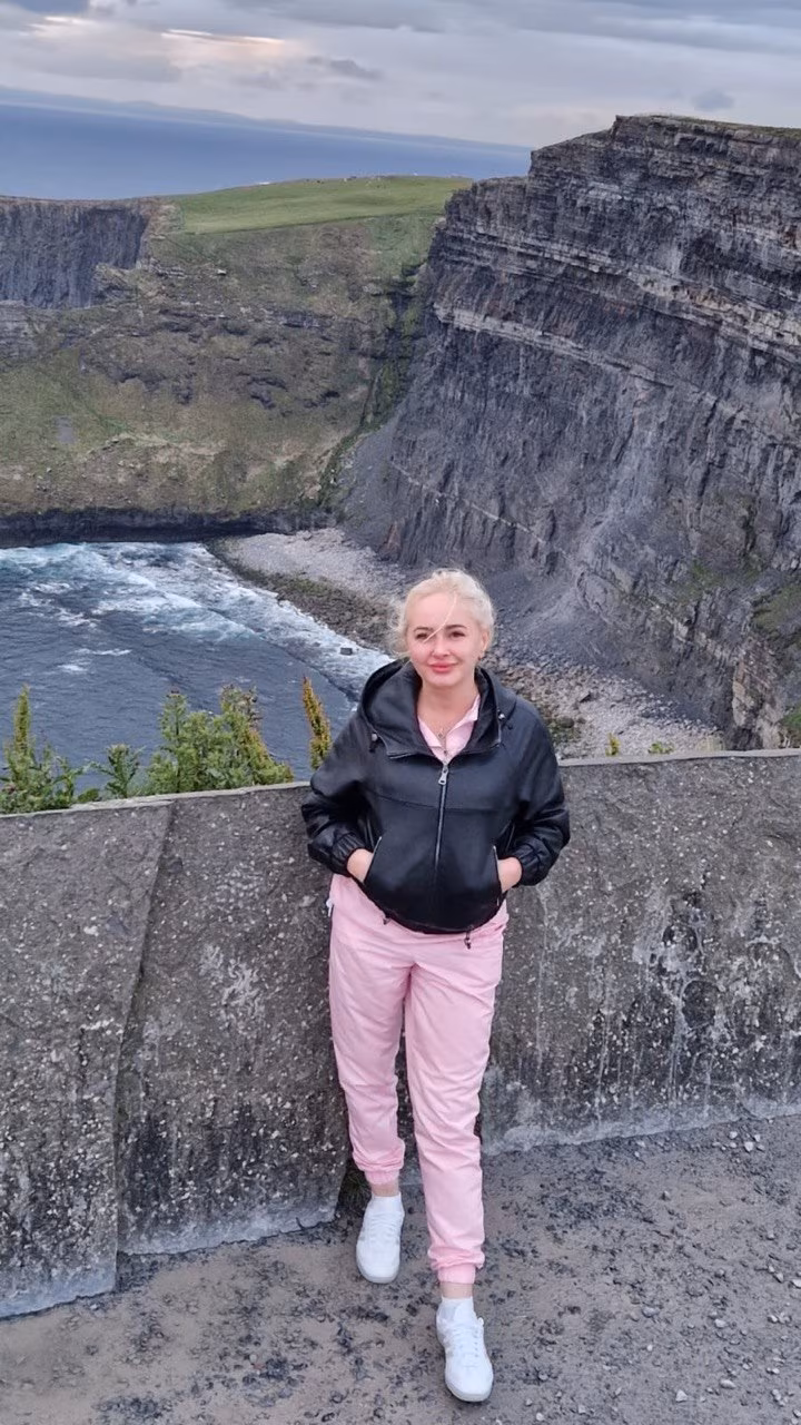Iryna 40 Tullamore Ireland Charming woman seeking a man who communicates