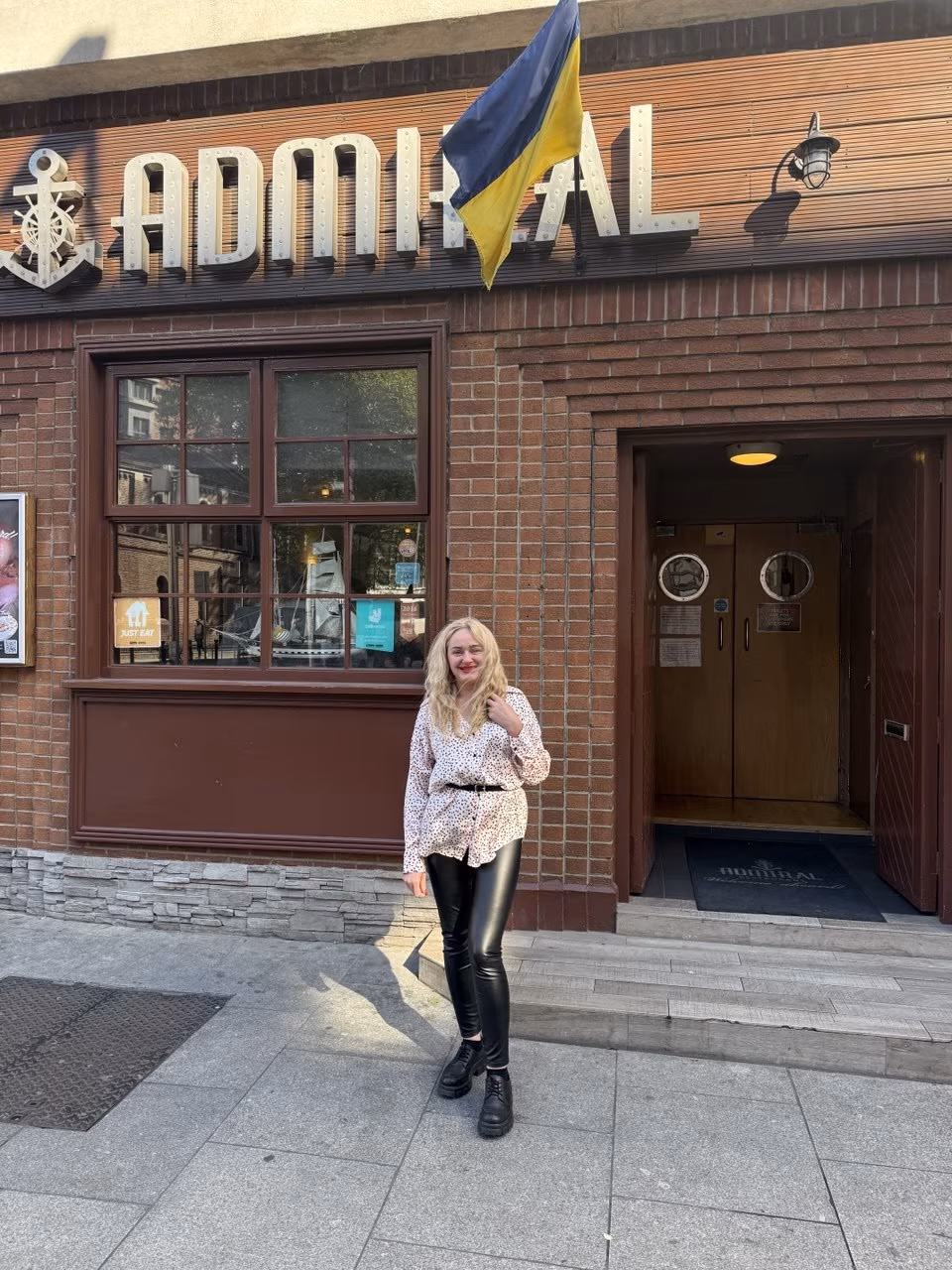 Iryna 40 Tullamore Ireland Charming woman seeking a man who communicates