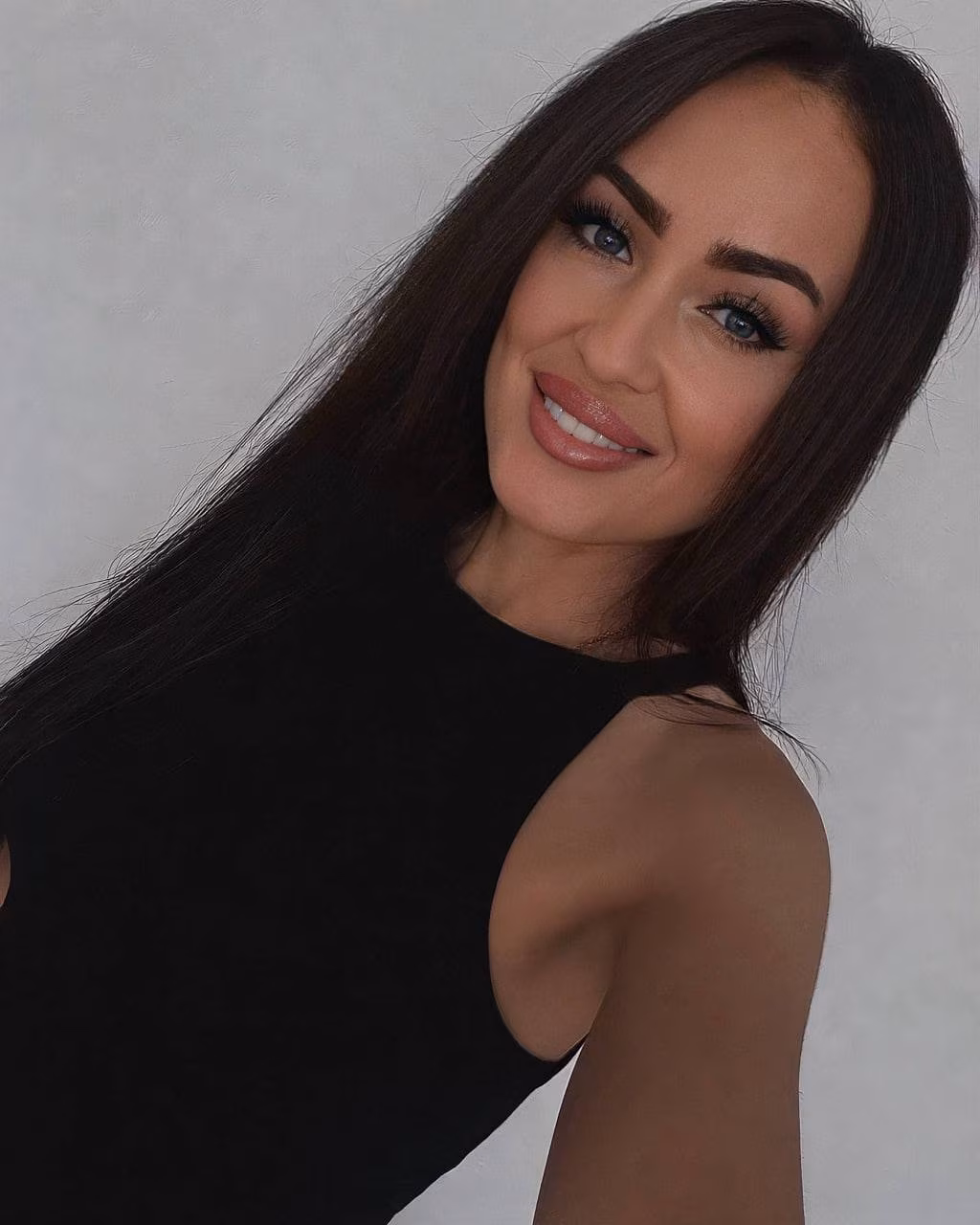 Irina 35 Kyiv  Ukraine Elegant girl wanting to be someone s special lady