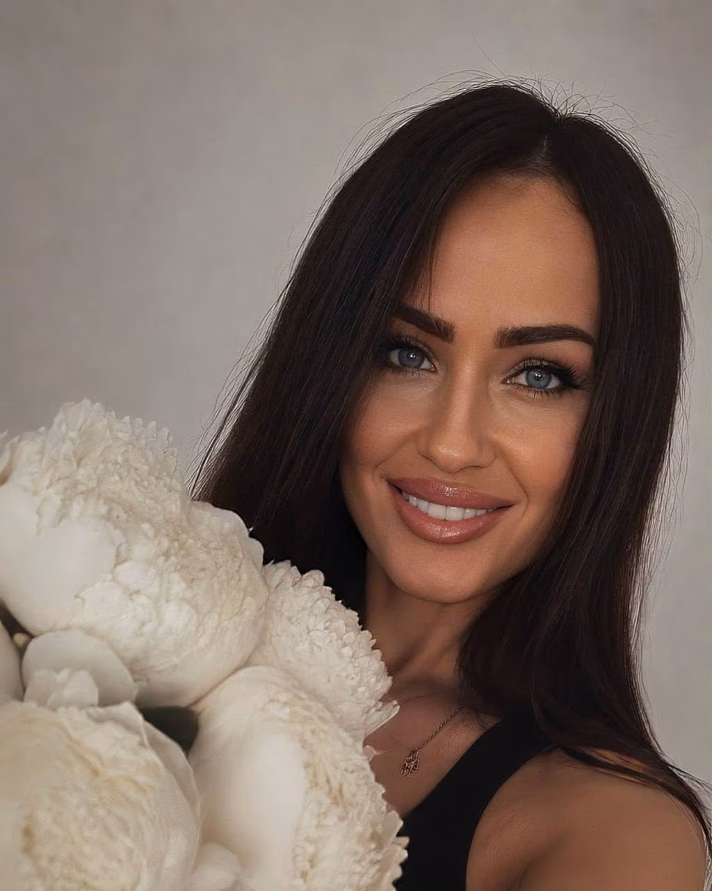 Irina 35 Kyiv  Ukraine Elegant girl wanting to be someone s special lady