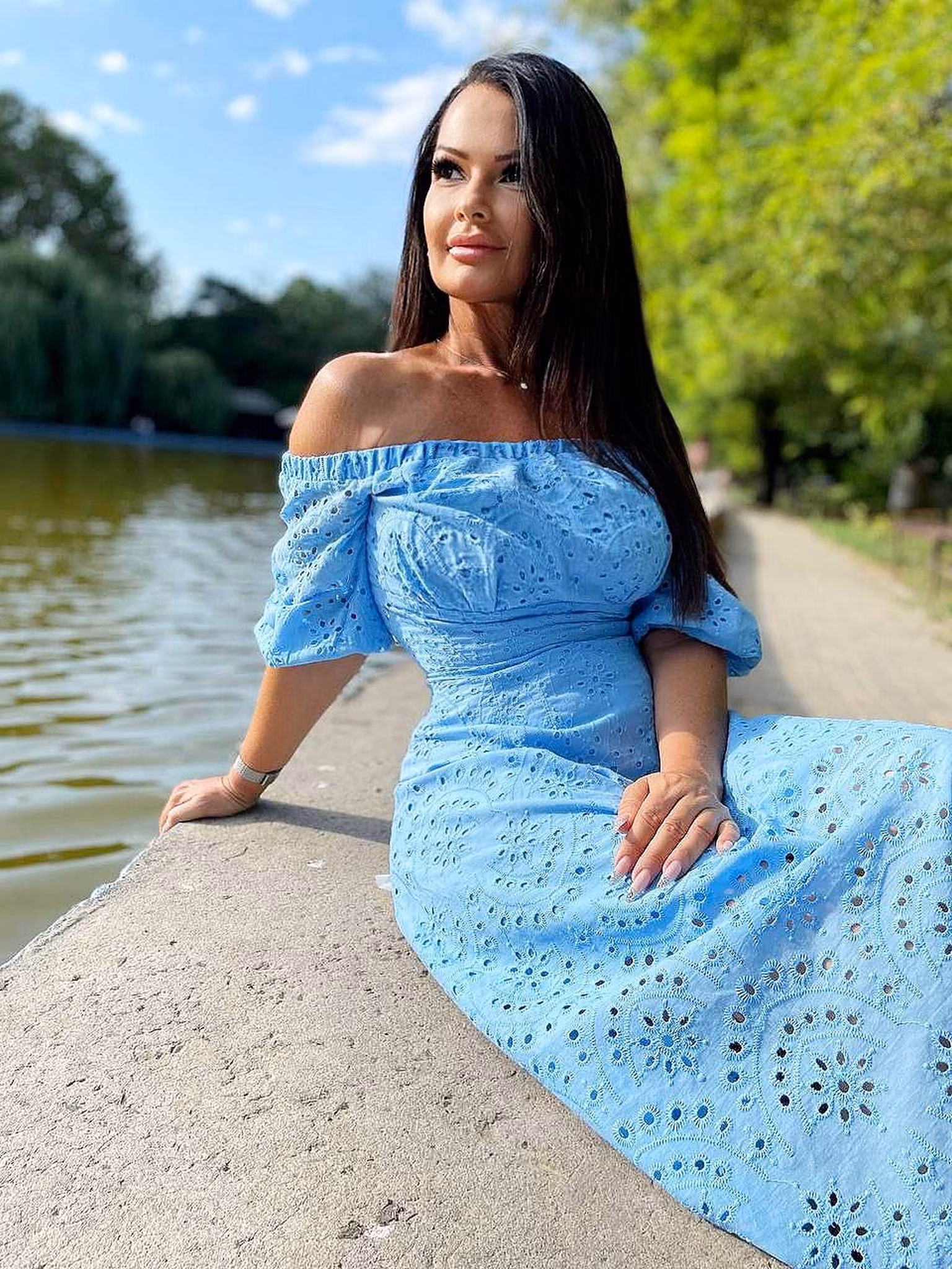Mara 55 Bucharest Romania Good-looking woman wanting to start a family
