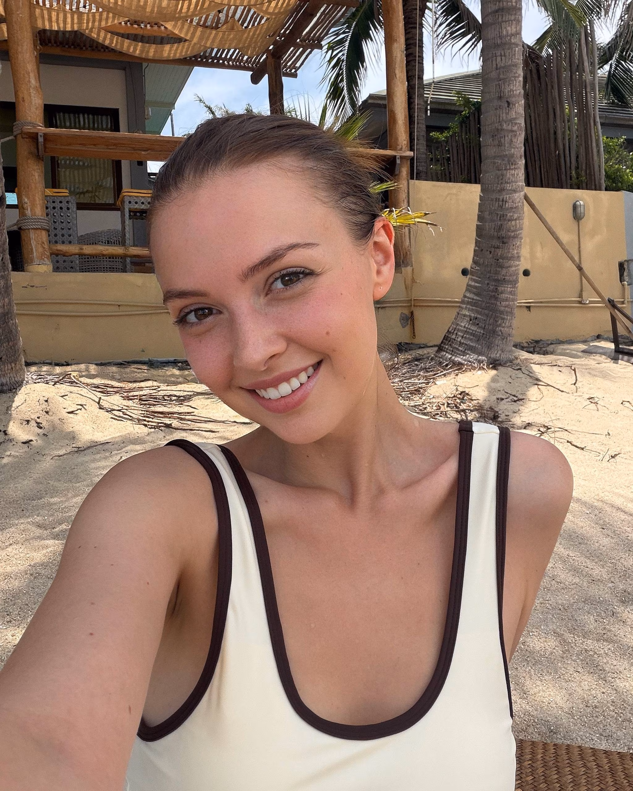 Alina 28 Bangkok Thailand Gorgeous girl looking for a man with a kind heart