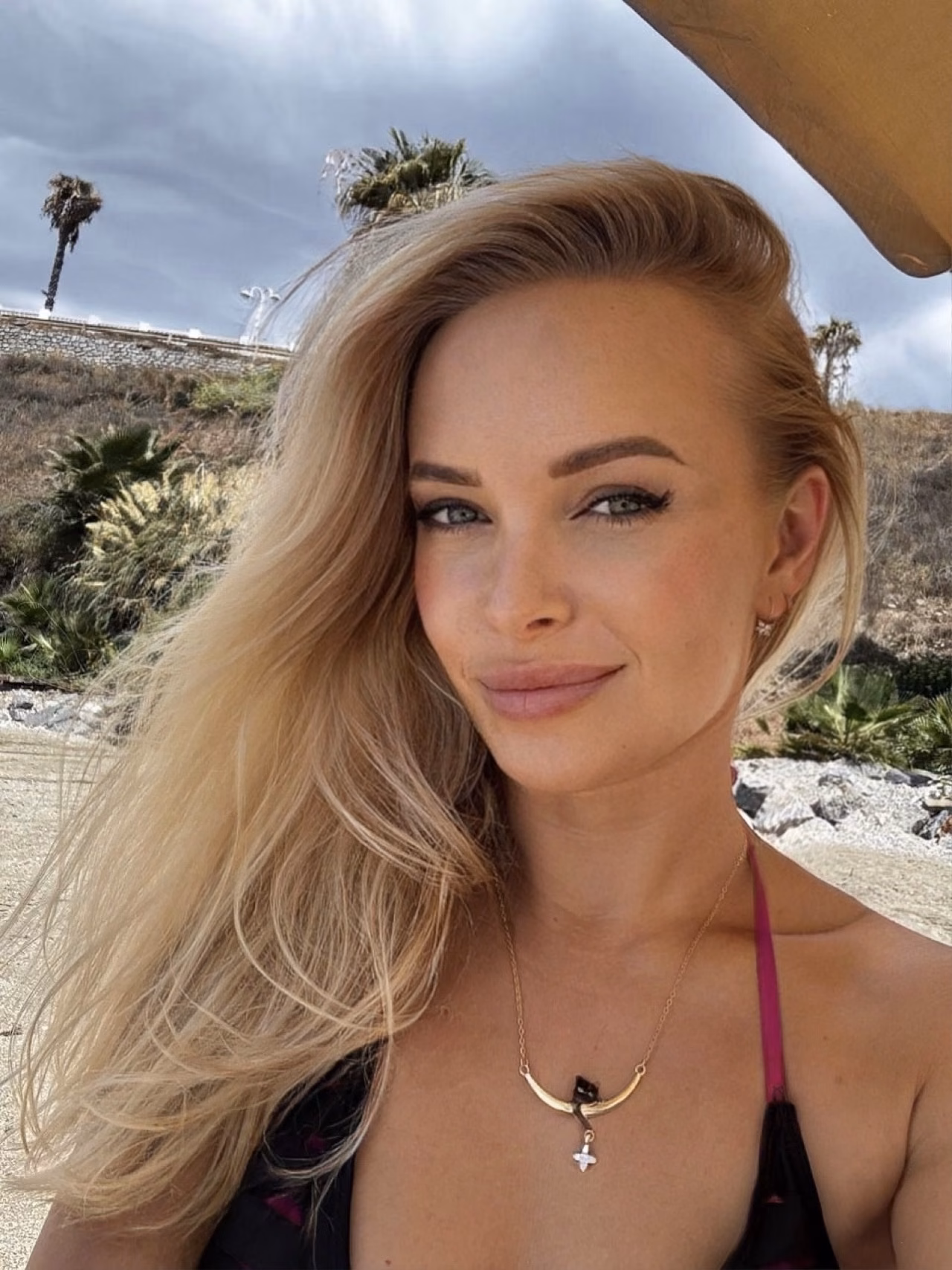 Olena 42 Benalmadena Spain Graceful girl wanting to be a devoted wife