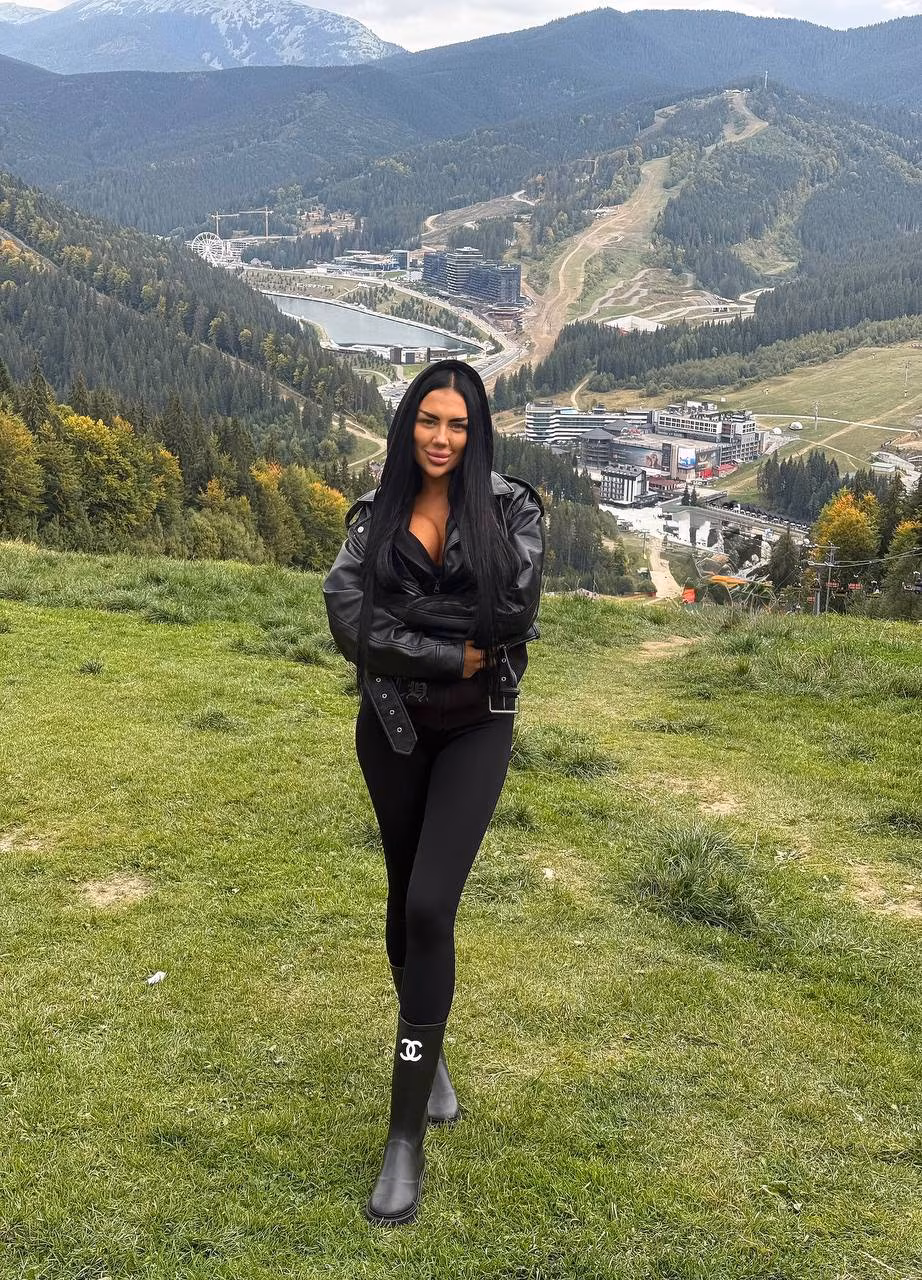 Anastasiia 24 Kiev Ukraine Graceful lady looking for a stable relationship