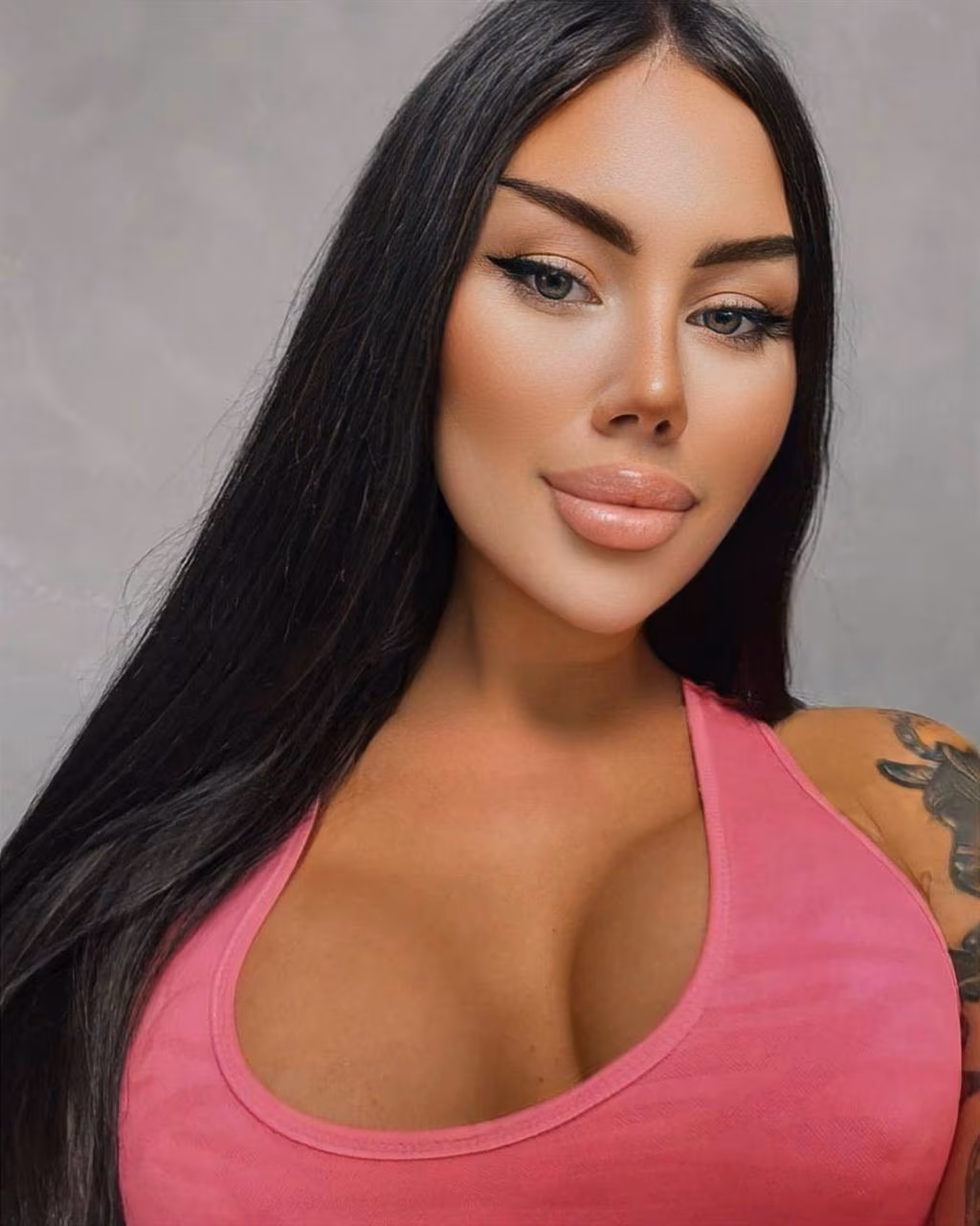 Anastasiia 24 Kiev Ukraine Graceful lady looking for a stable relationship