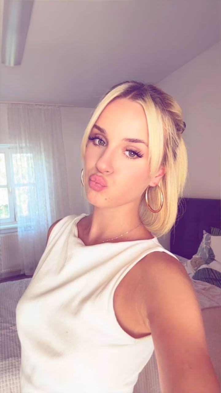 Daria 19 Kiev Ukraine I am a charming girl seeking a lifetime companion