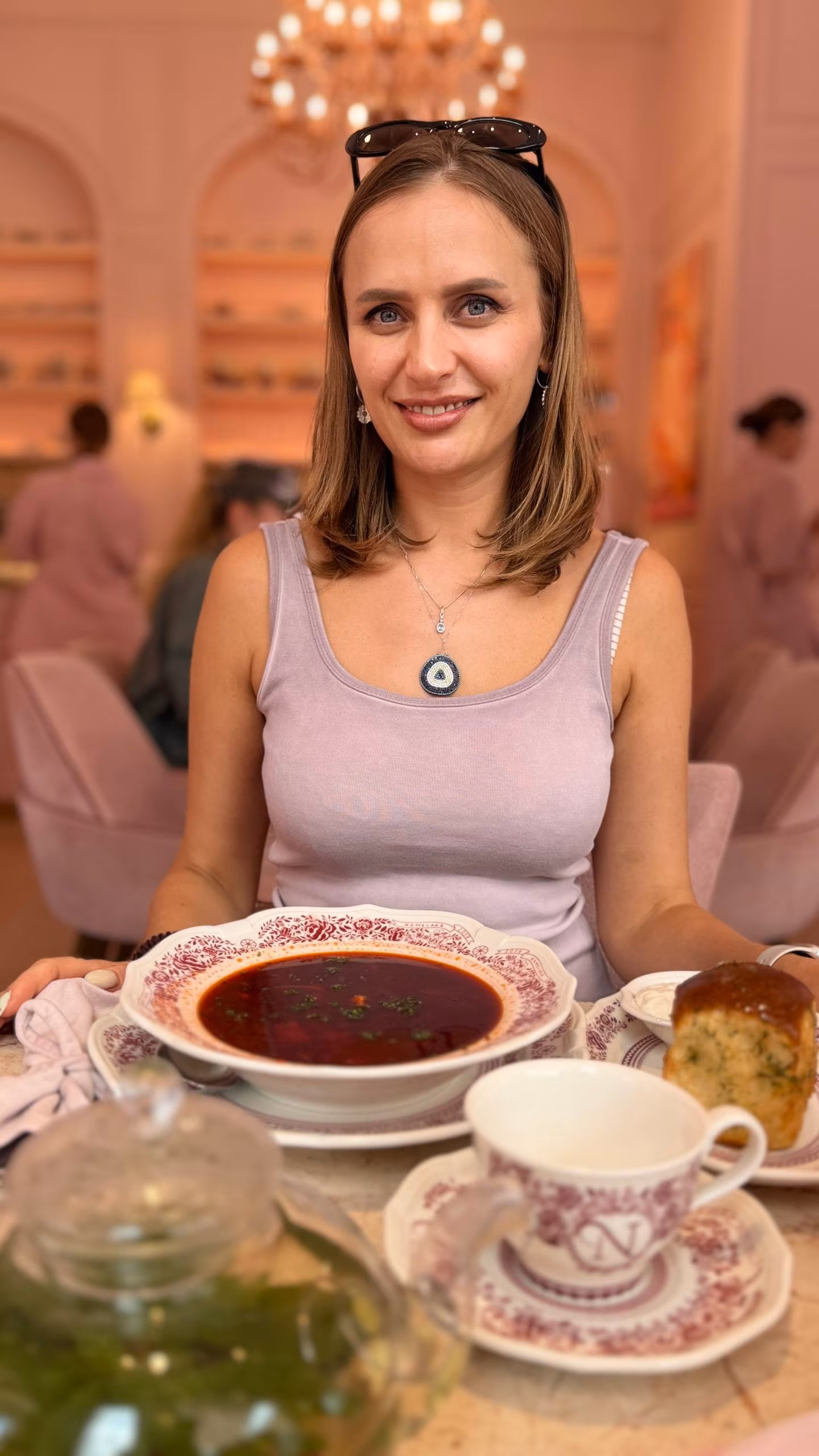Natalia 40 Allentown(US); Kyiv(UA ) USA I am a charming woman ready for marriage