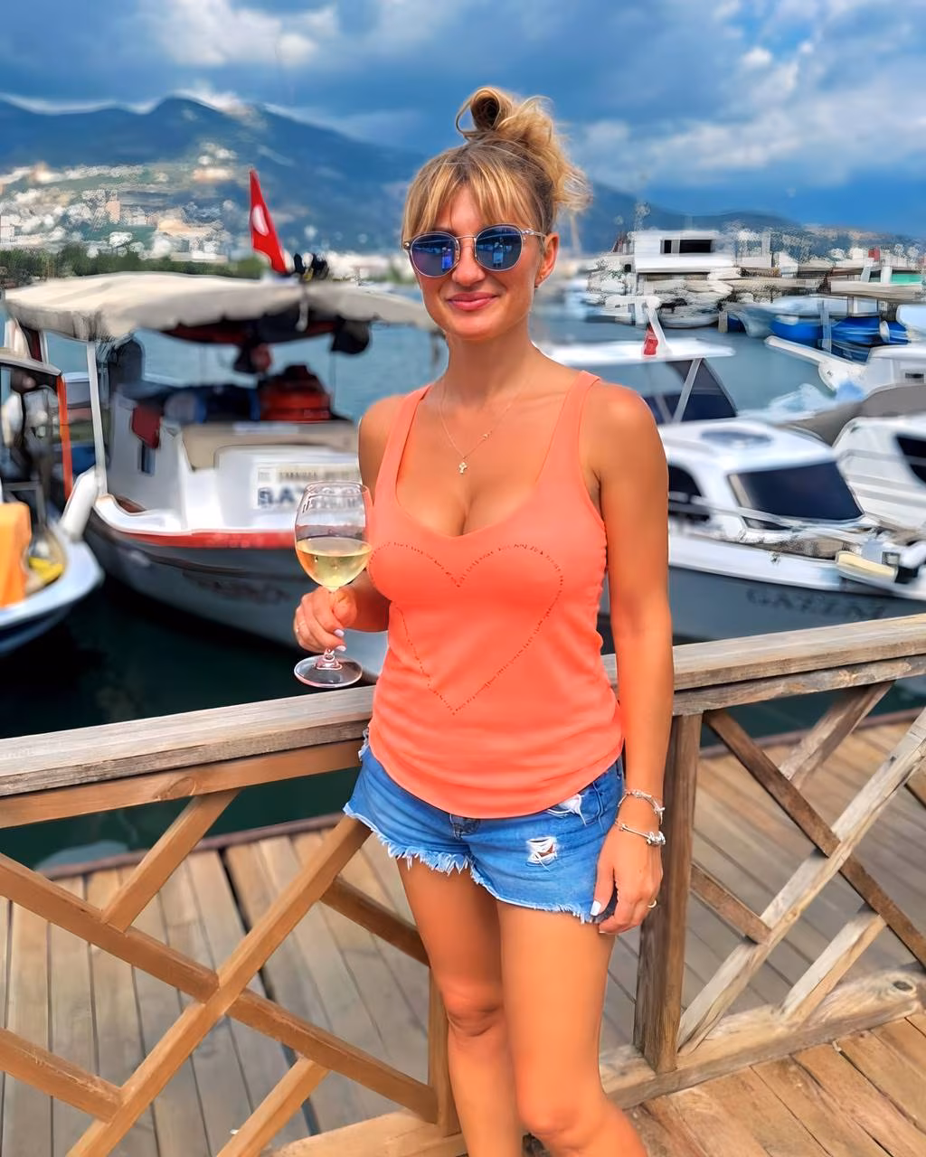 Irina 44 Prague Czech Republic Pretty girl ready to find her soulmate