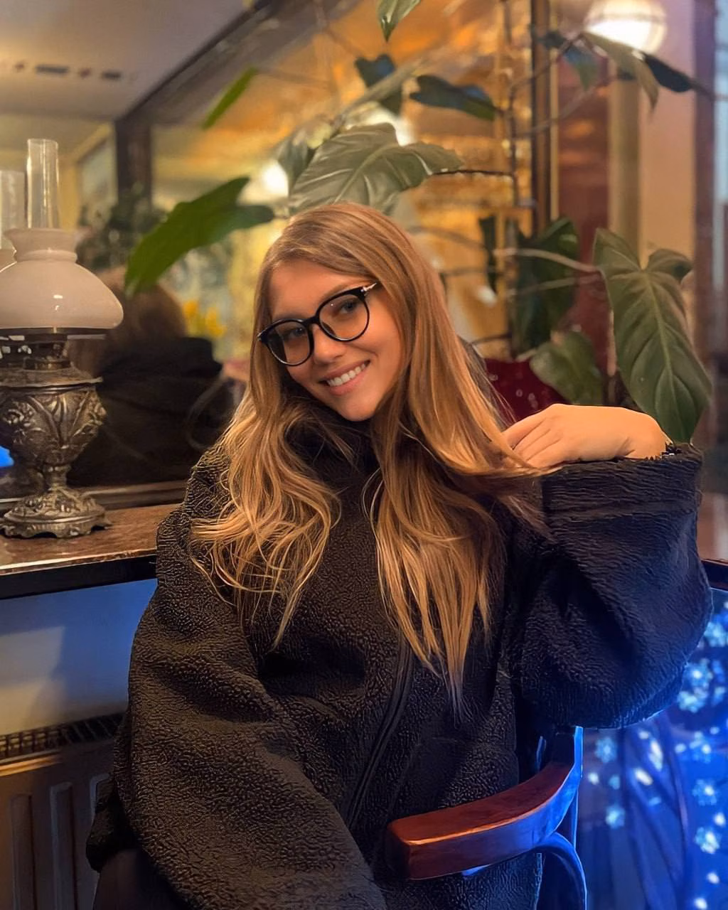 Irina 35 Kyiv Ukraine Pretty lady looking for a man who is supportive