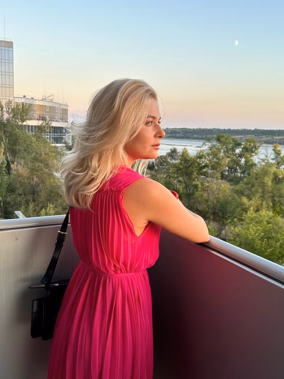 Marina 42 Kiev Ukraine Pretty lady wanting to be the one he chooses