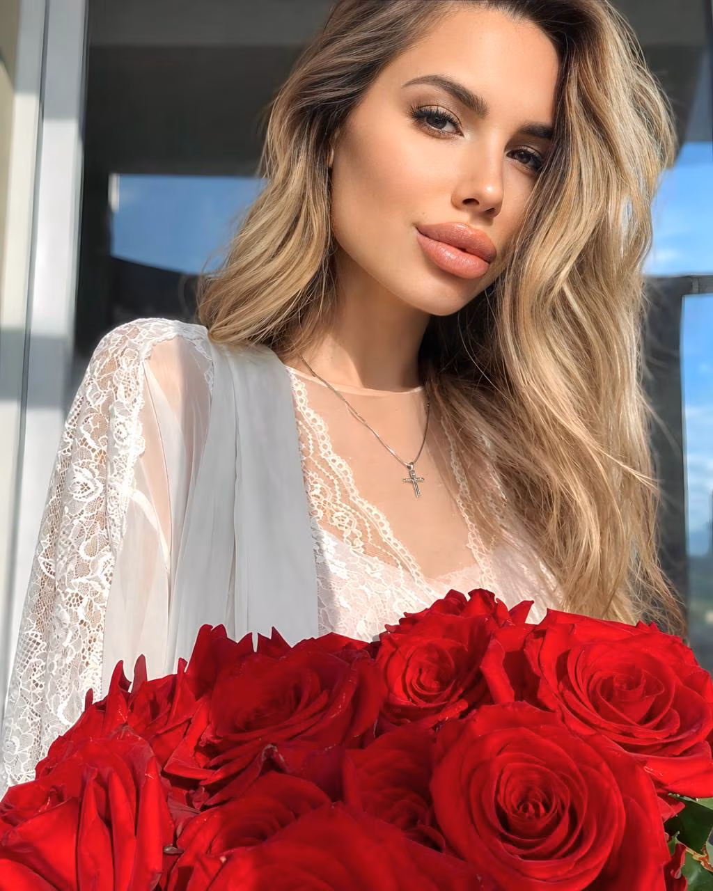 Olexandra 29 Dnipro Ukraine Pretty woman looking for a man who understands her