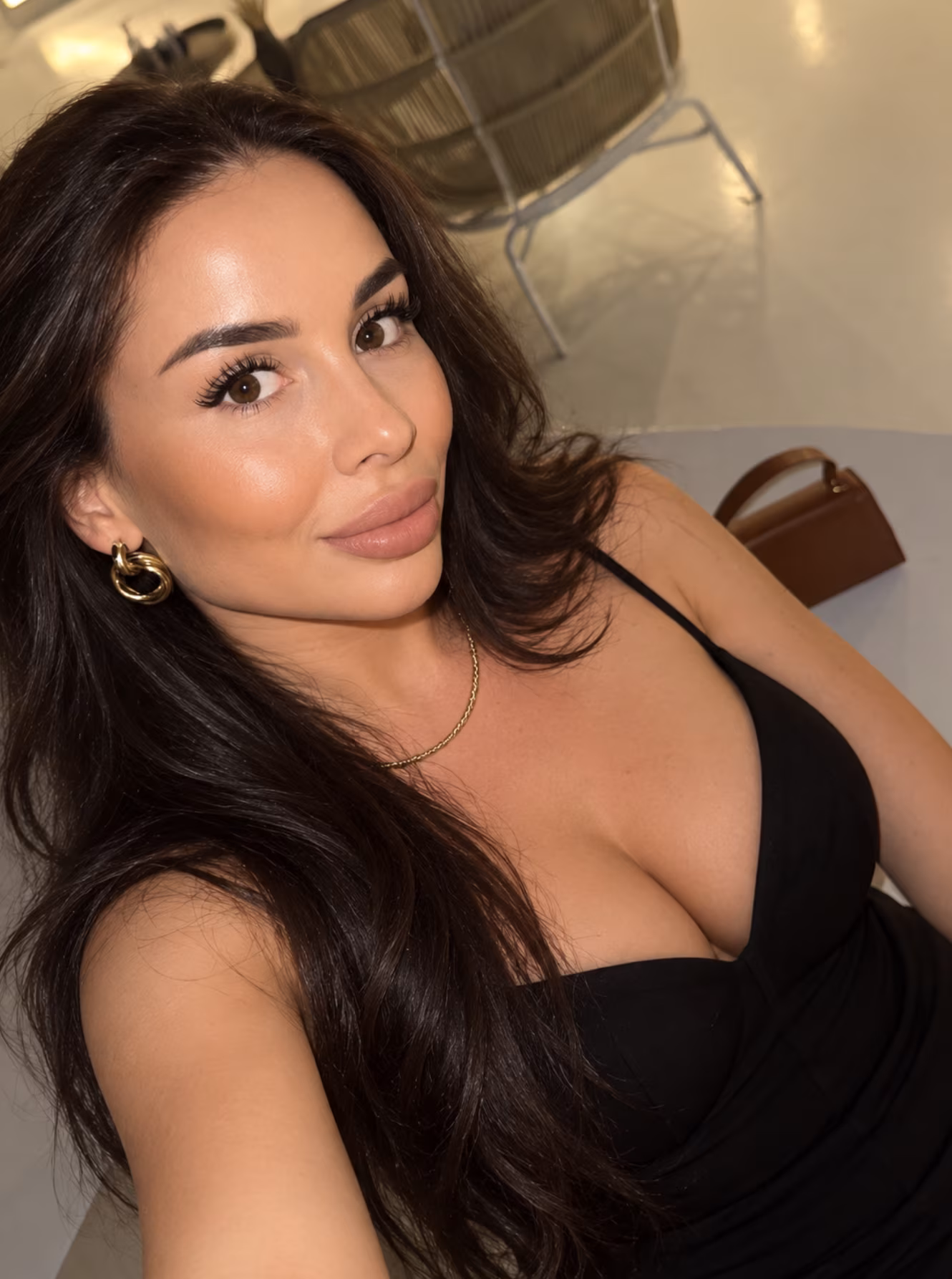 Anna 30 Vinnytsia Ukraine Stunning girl looking for a man who makes her smile