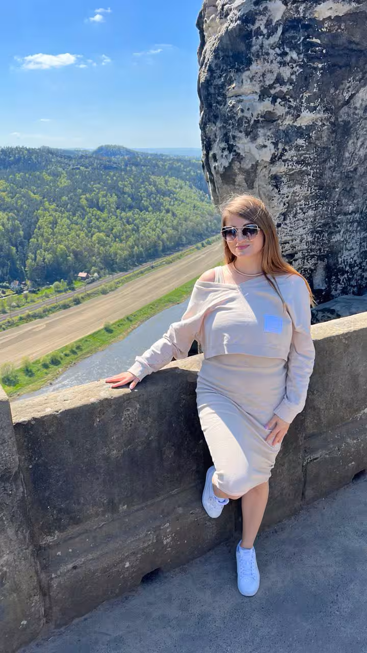 Viktoria dating ukrainian girl